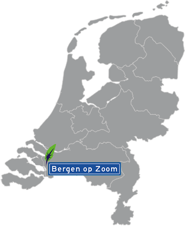 Grijze kaart van Nederland met Bergen op Zoom aangegeven met blauw plaatsnaambord met witte letters en Dagnall veer voor cursus Nederlands - blauw plaatsnaambord met witte letters en Dagnall veer - transparante achtergrond - 600 * 733 pixels